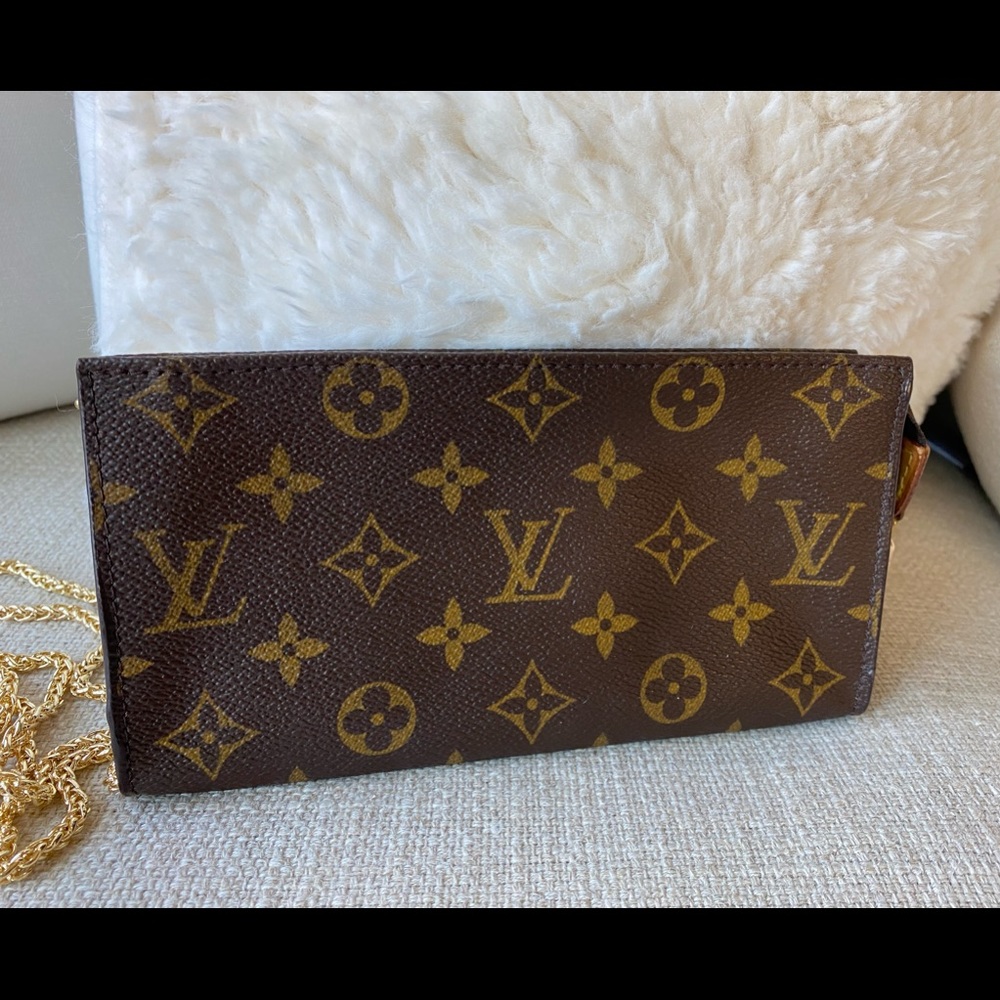 🛑SOLD Louis Vuitton Bucket Pouch GM